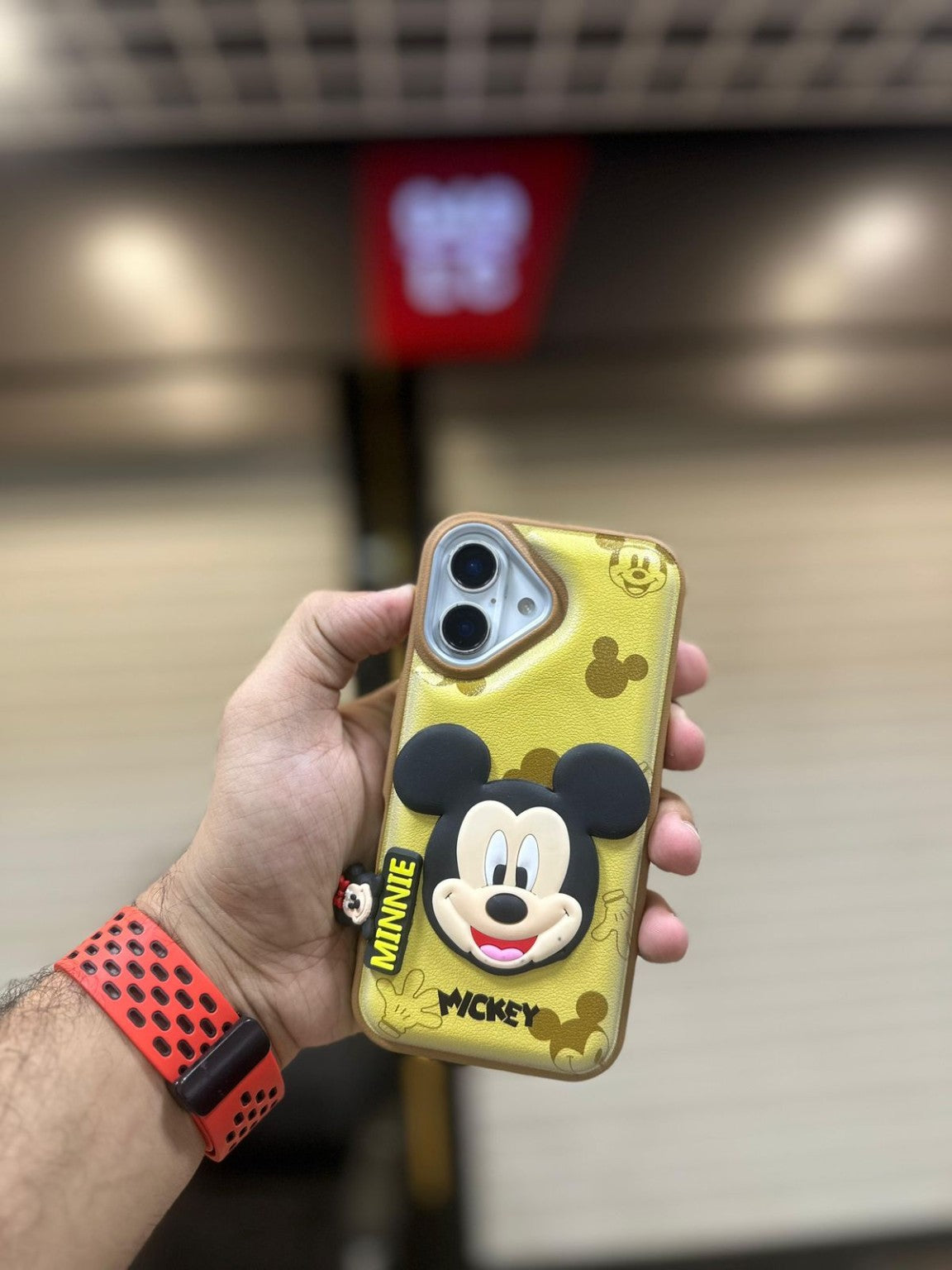 3D Cartoon Mouse Leather Texture Phone Case with Camera Protection (iphone 14)