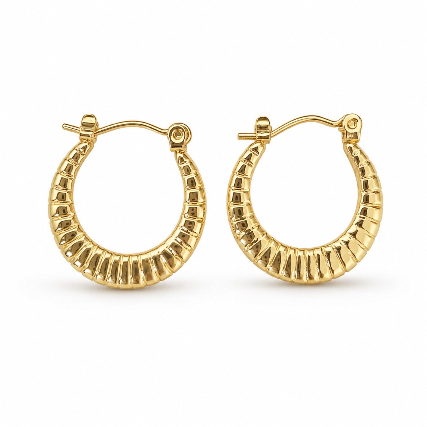 Gold Ribbed Hoop Earrings (AK91444_2)