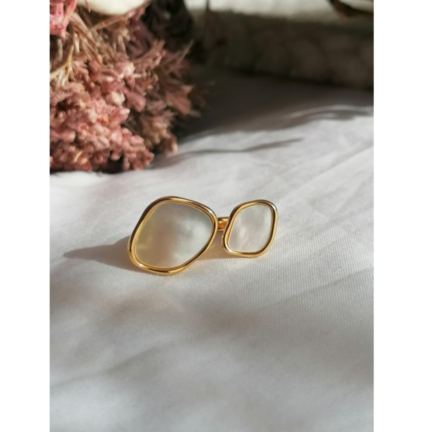 Gold Plated Mother of Pearl Adjustable Ring (AK91100_2)